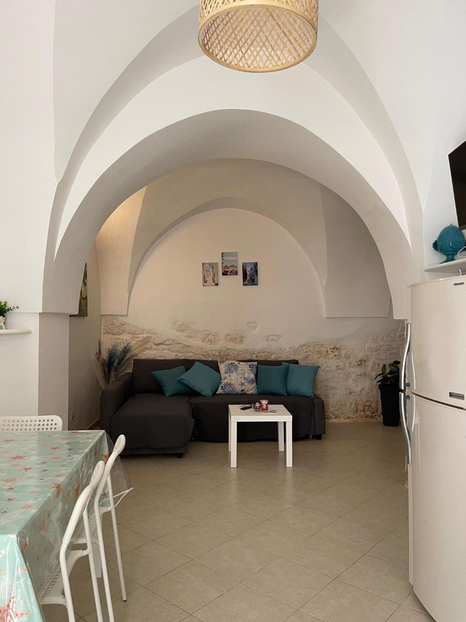 Casa Dastella ออสตูนี ภายนอก รูปภาพ