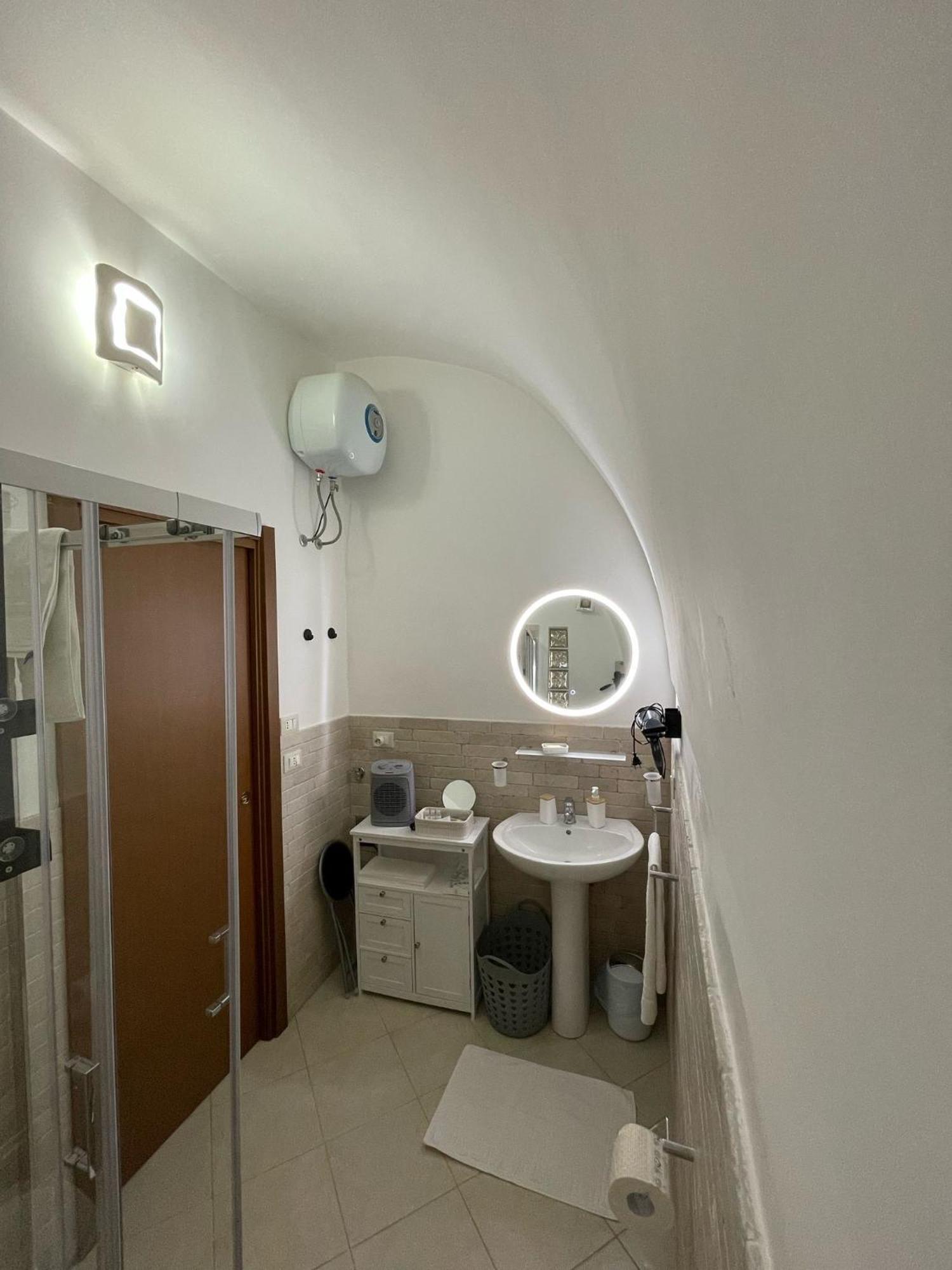 Casa Dastella ออสตูนี ภายนอก รูปภาพ